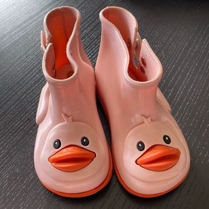 Authentic mini melissa rain booties.
